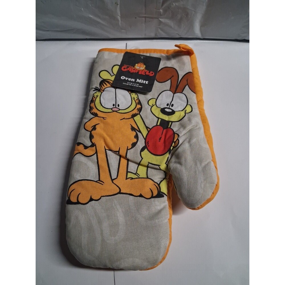Garfield Oven Mitt Tan And Orange  Nwt